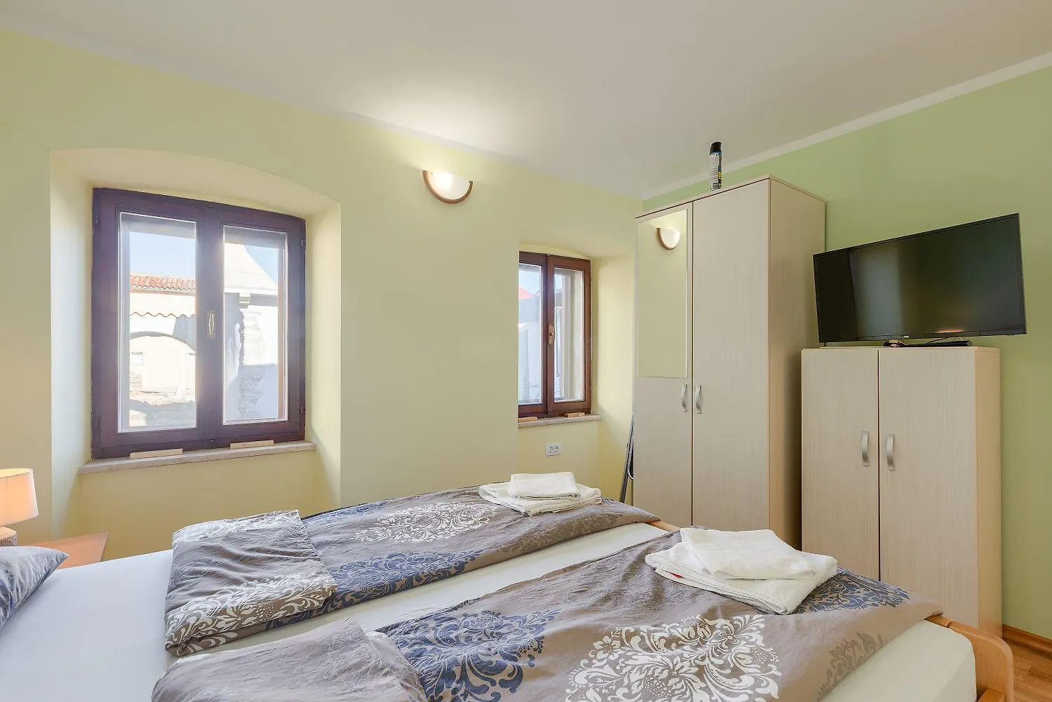 Modernes Apartment Mit Panoramablick, Pool - Inmitten Von Historischem Zentrum